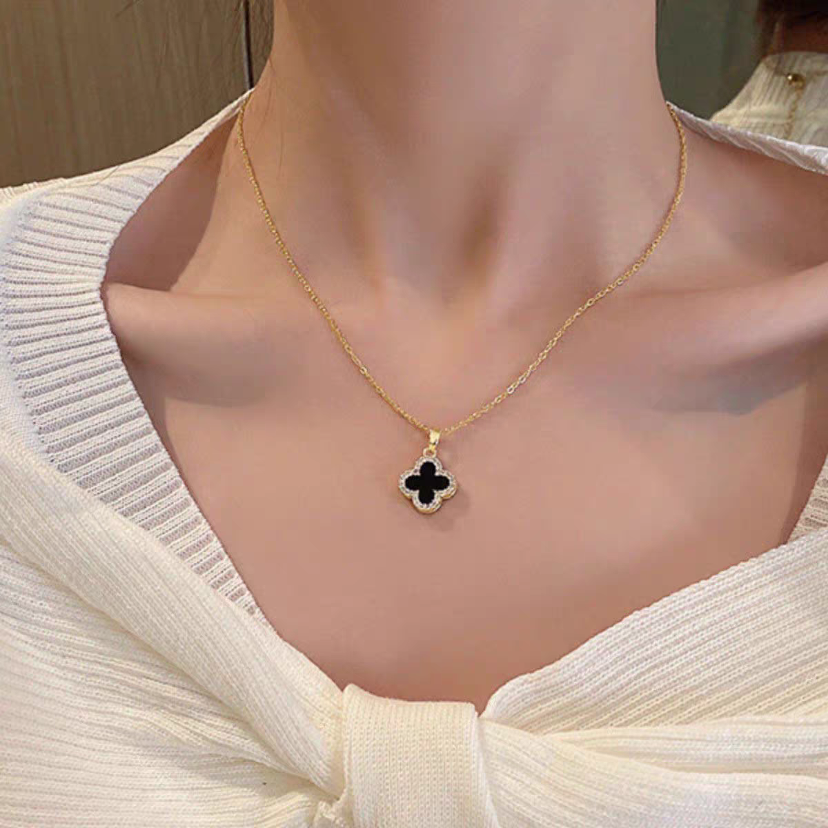 Cute Two-Tone Four-Leaf Clover Necklace
